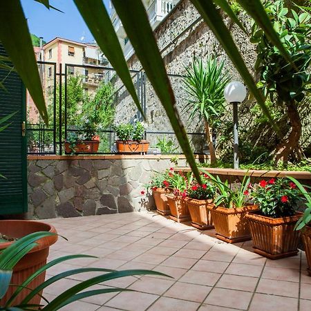 Divina Costa Salerno Apartment Luaran gambar