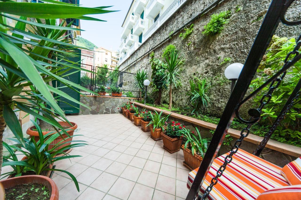Divina Costa Salerno Apartment Luaran gambar